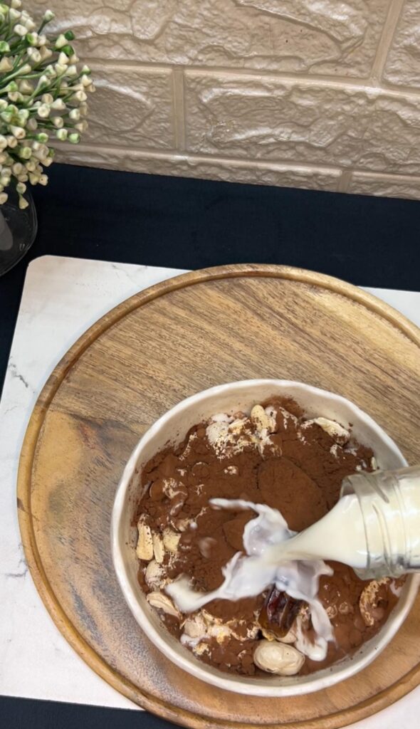 The Ultimate 5-Ingredient Homemade Chocolate Ice Cream Recipe