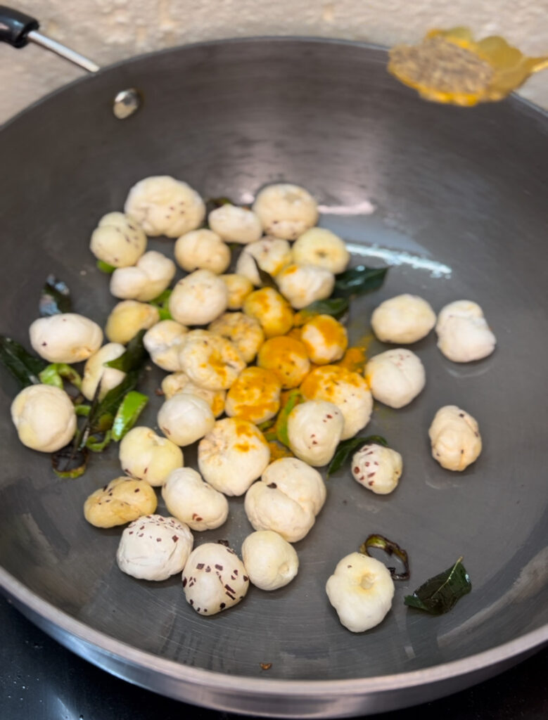 Step-by-step preparation of fox nuts recipe
