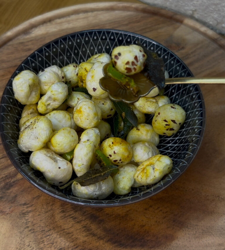 2-Minute Fox Nuts Snack Recipe That’s Super Tasty & Healthy