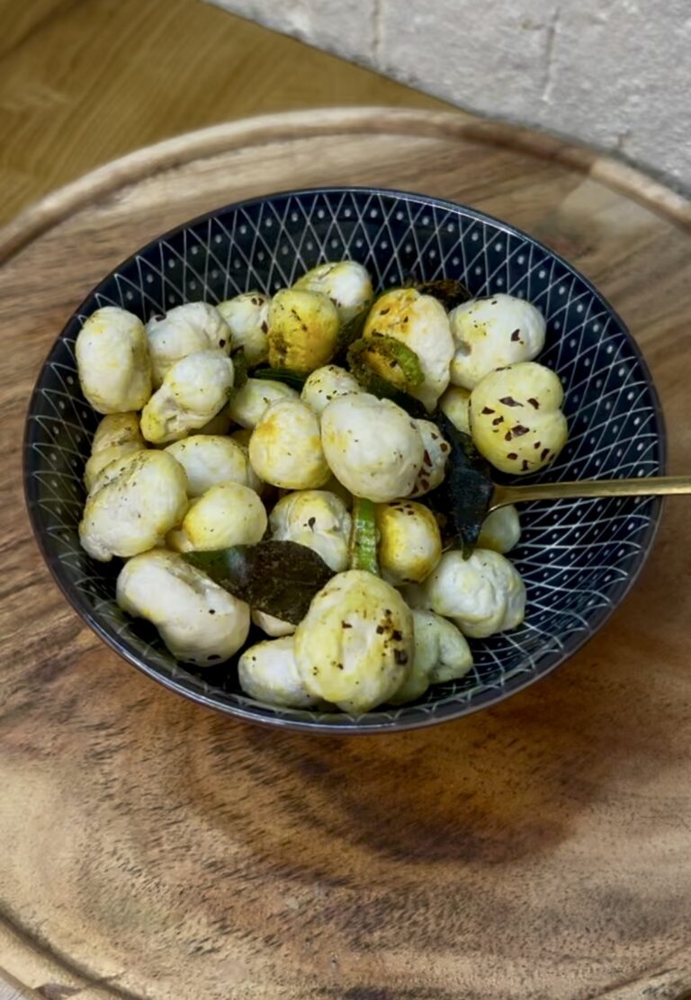 2-Minute Fox Nuts Snack Recipe That’s Super Tasty & Healthy
