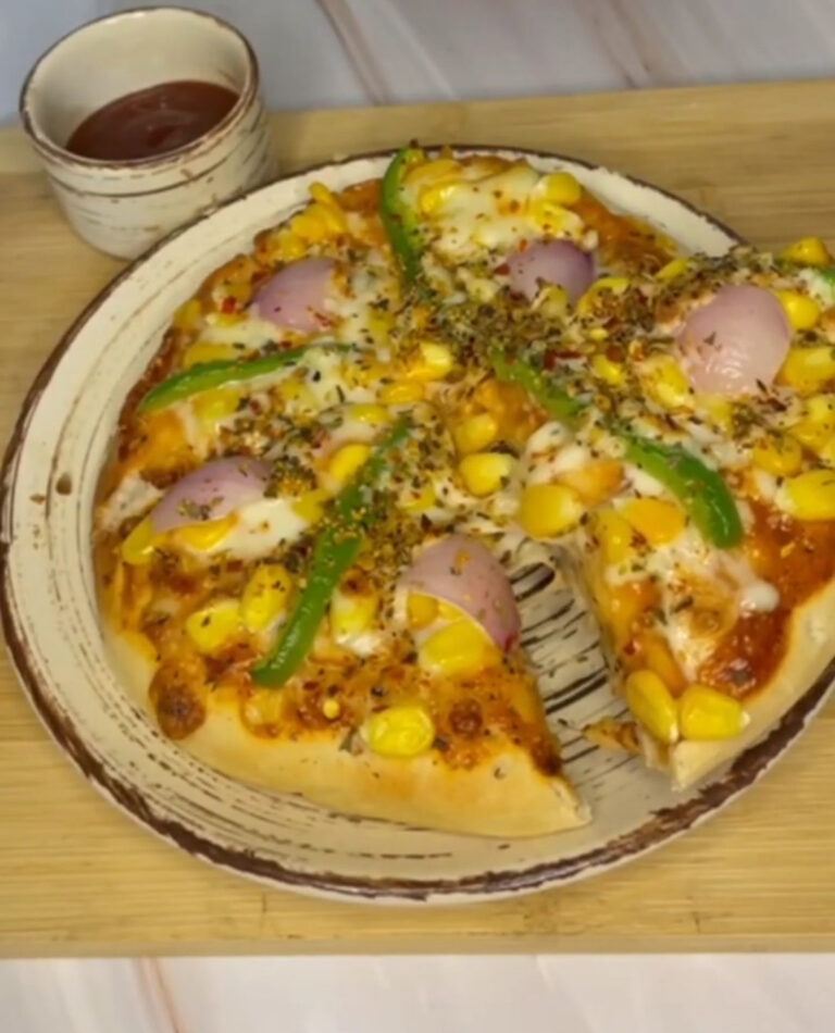 Corn Pizza Recipe – A 15-Minute Cheesy Delight