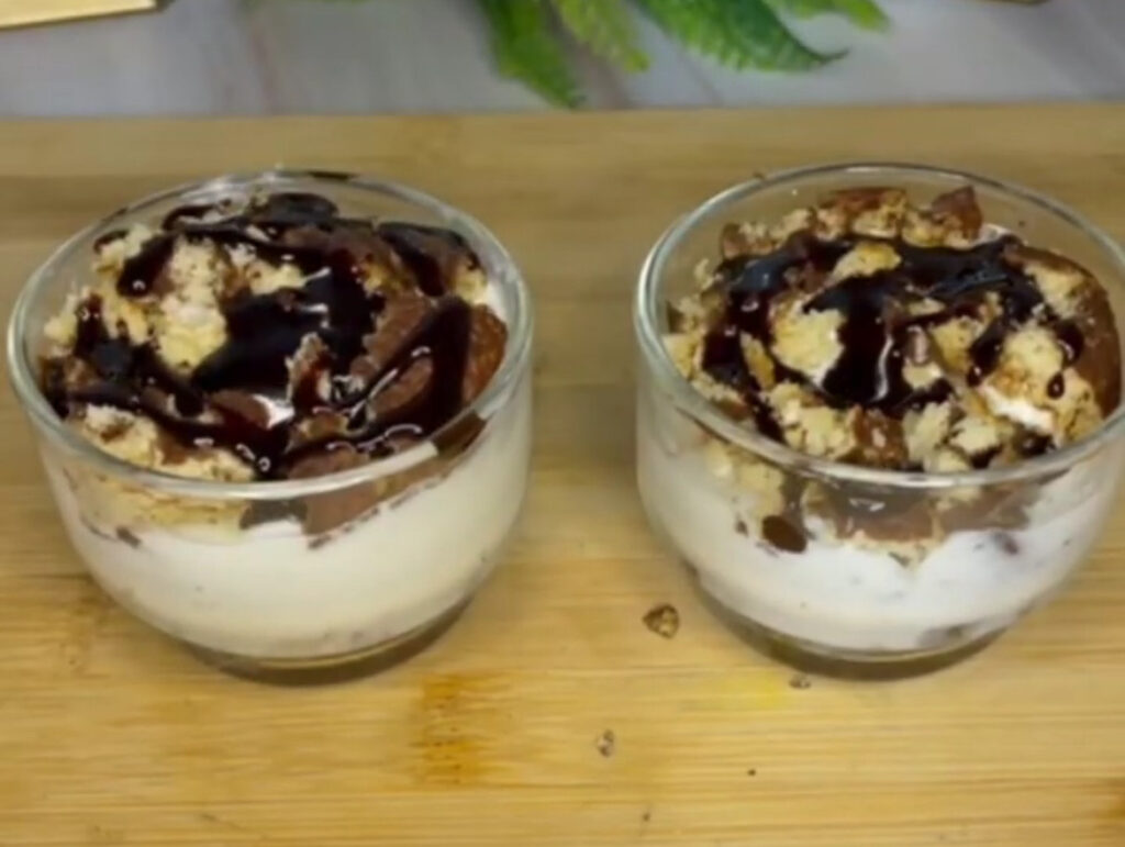Easy homemade chocolate dessert served in a glass bowl